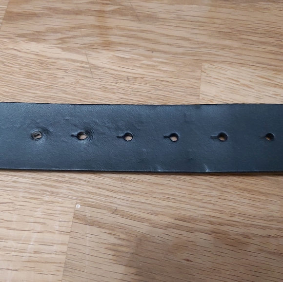 GUESS Mens Leather Belt - Picture 5 of 5